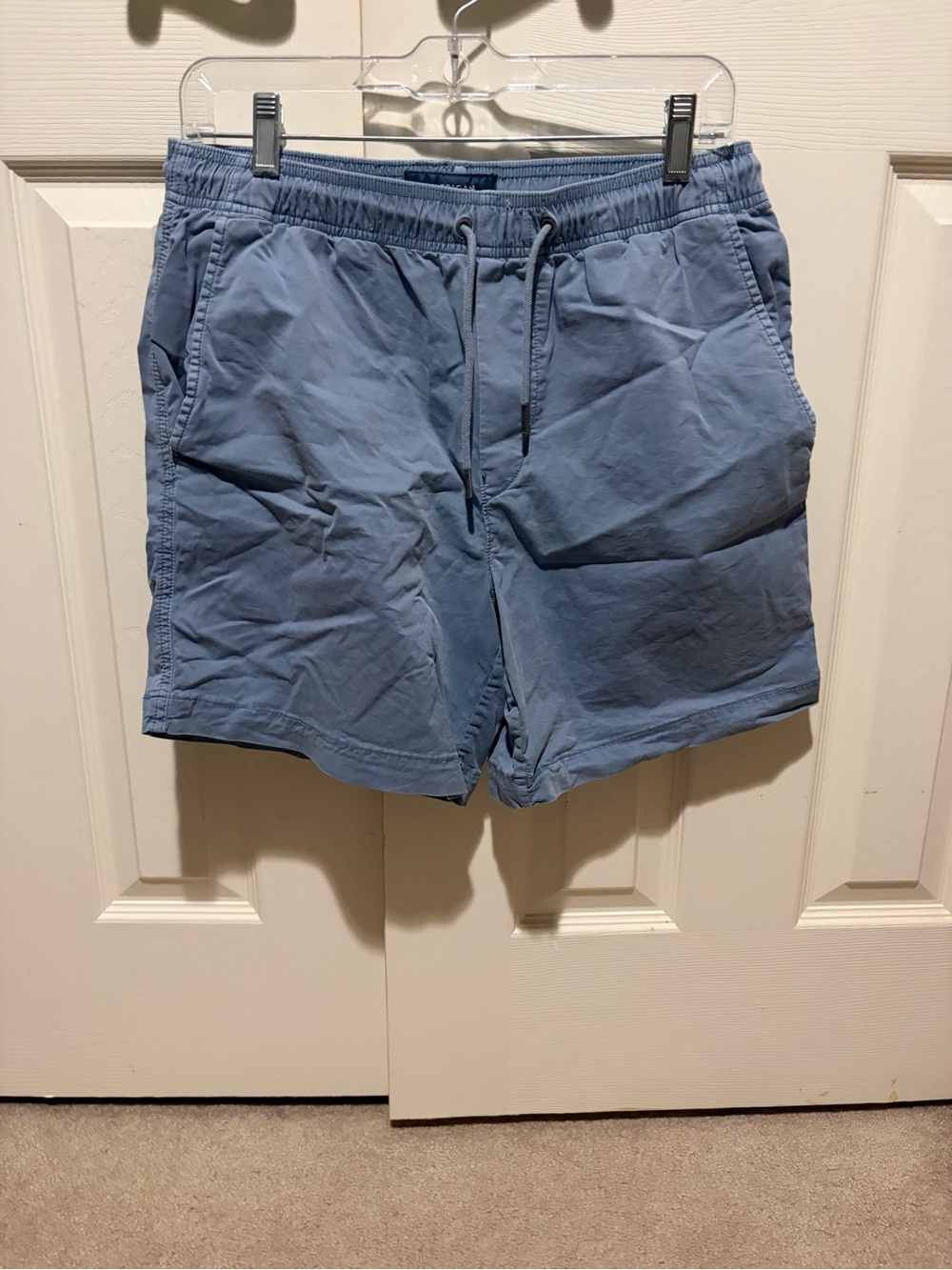 American Eagle Outfitters Men's Sky Blue Drawstring Elastic-Waist Shorts